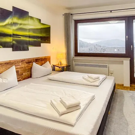 Apartment Am *